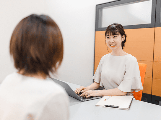 書類作成/面接日程調整 イメージ